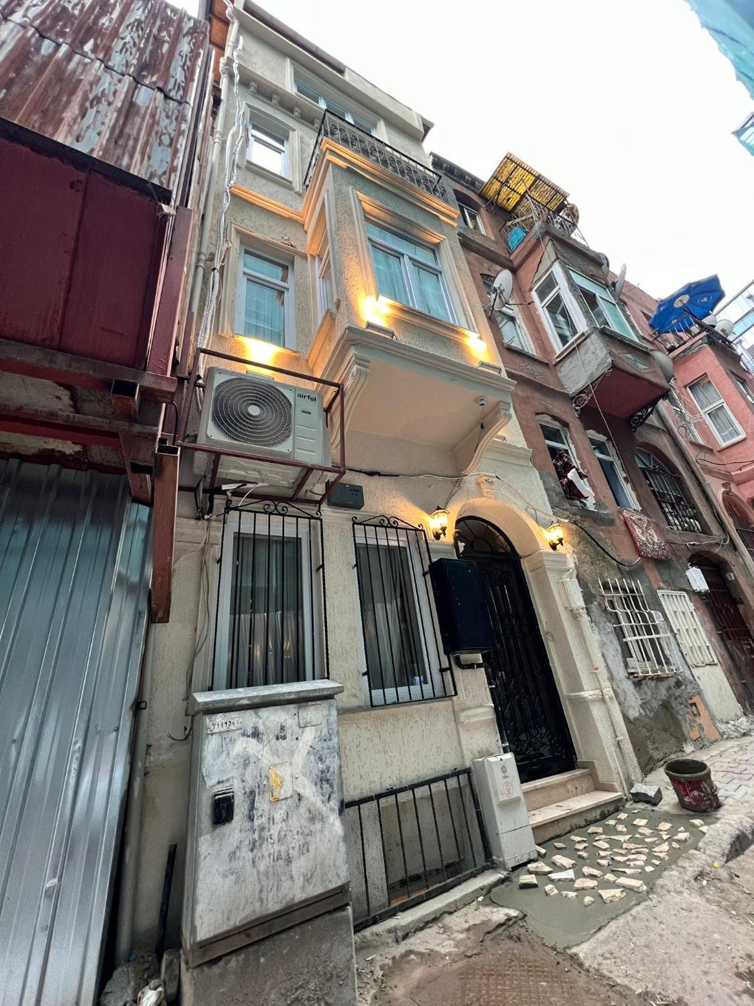 Taksim Nacre 360 Suit — Photos 1